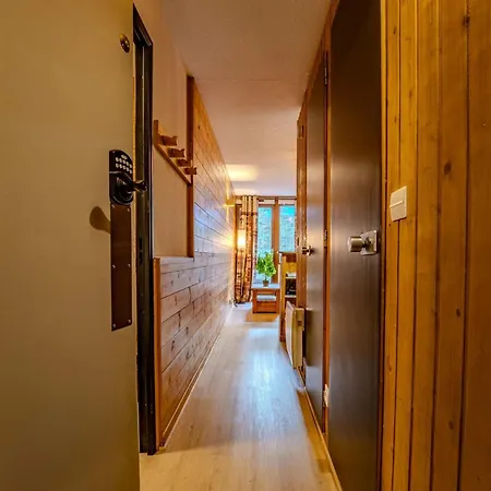 Διαμέρισμα Direct Access W Living Space *